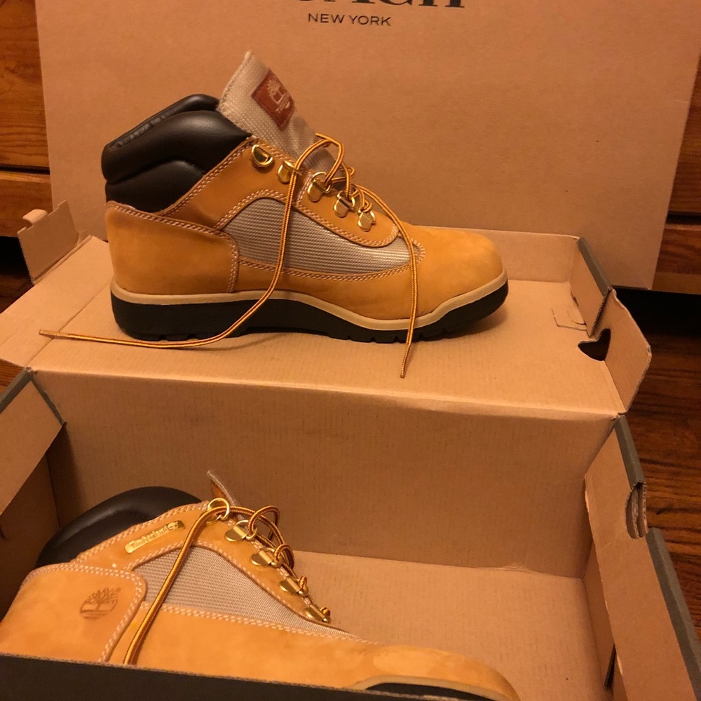 Junior wheat nubuck timberlands
